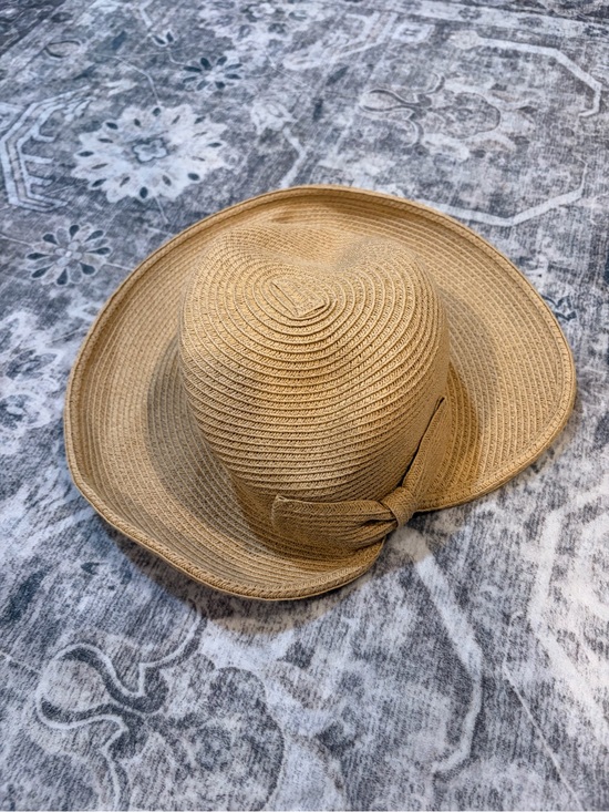 Nine West Accessories - Nine West Tan Wide-Brim Straw Sun Hat with Knot Accent